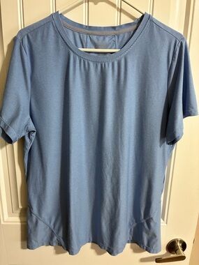 Mondetta Men's Light Blue Short Sleeve Athletic Tee